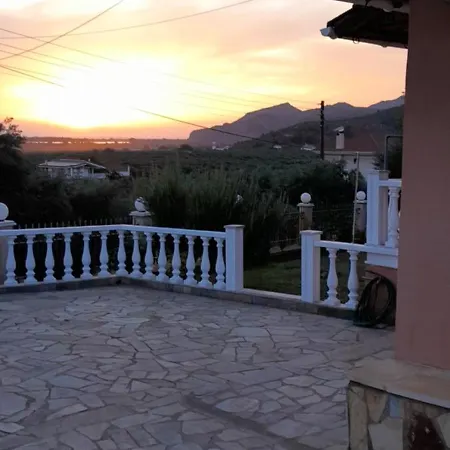 Nondis House Kato Xirochouri