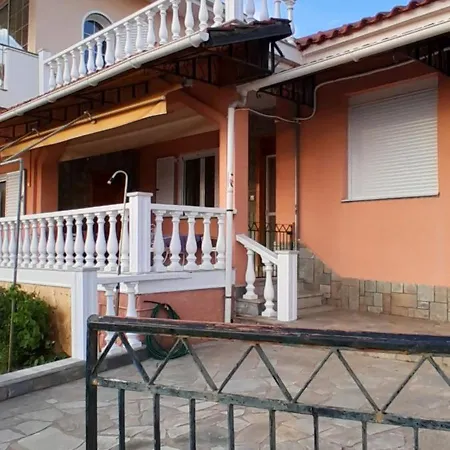 Nondis House Semesterbostad